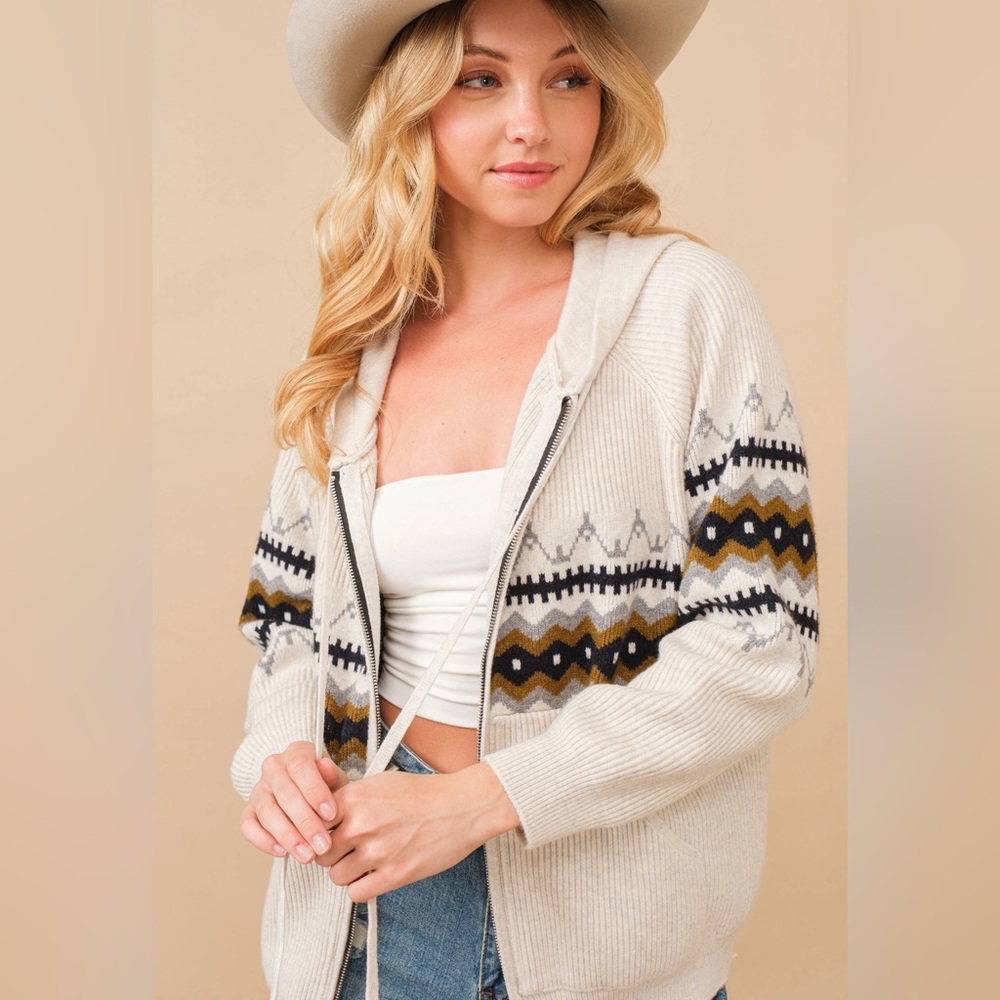 Soft Rib Geo Pattern Zip Up Sweater Hooded Jacket in Oat - Picture 2 of 9
